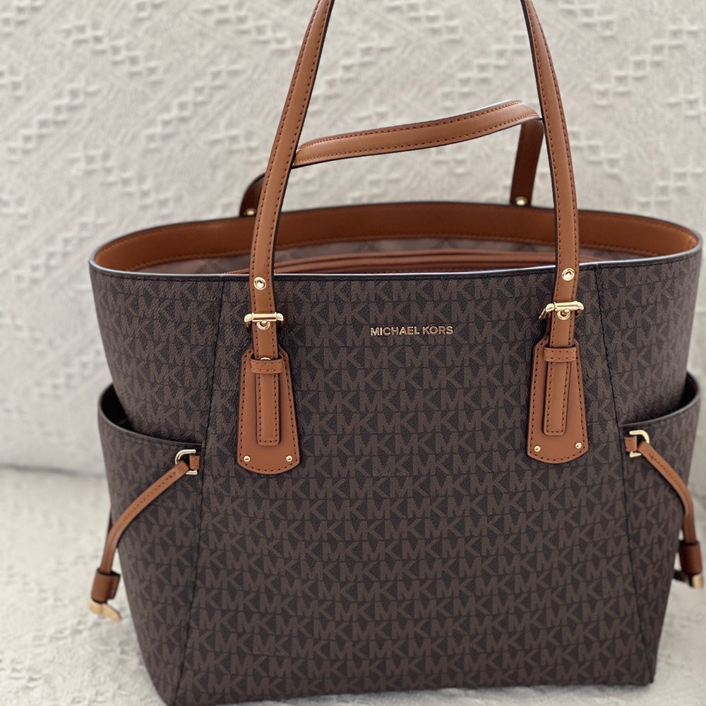 Signature Voyager East West Tote